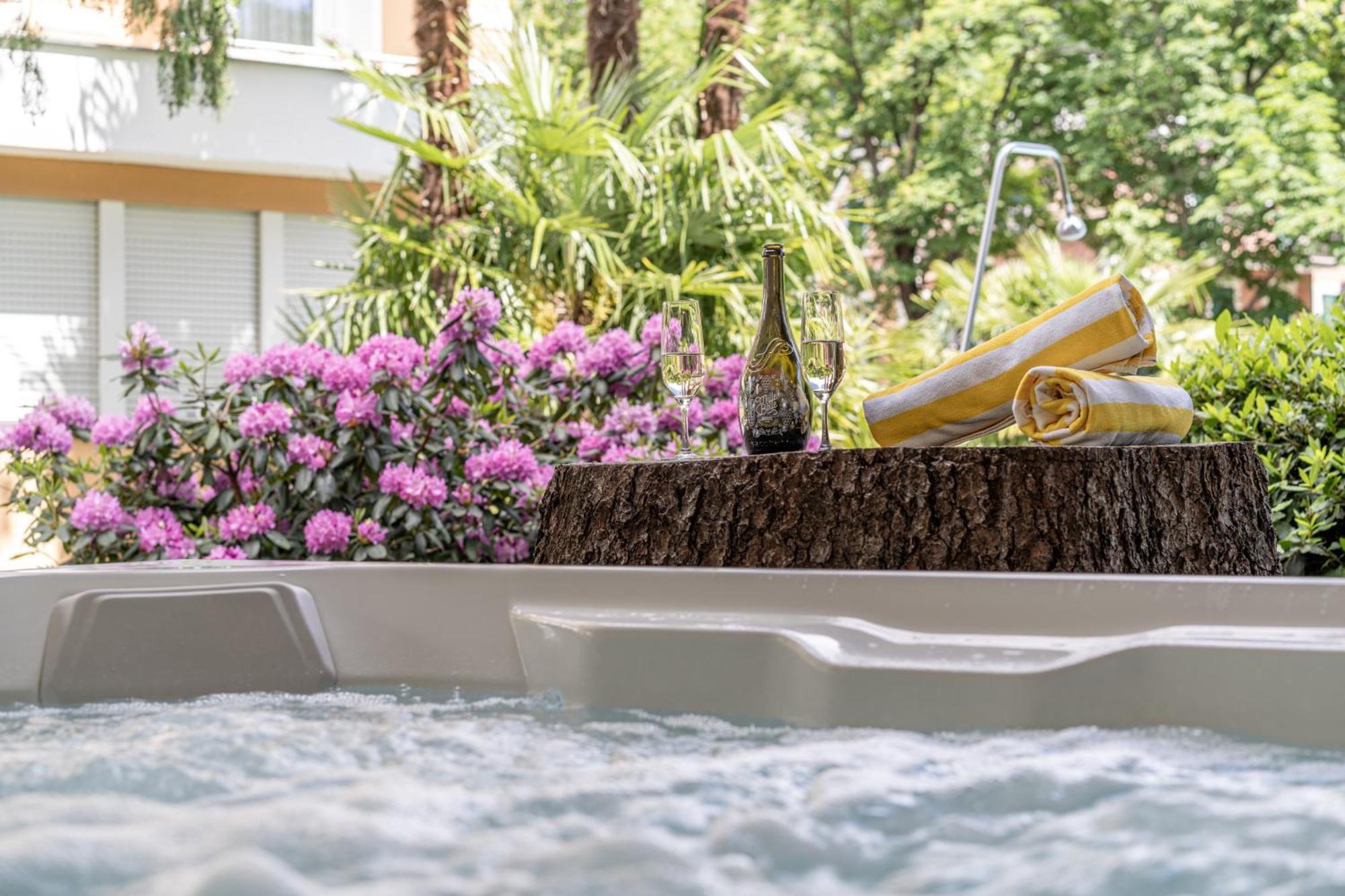 Apart-hotel Desiree Classic & Design
